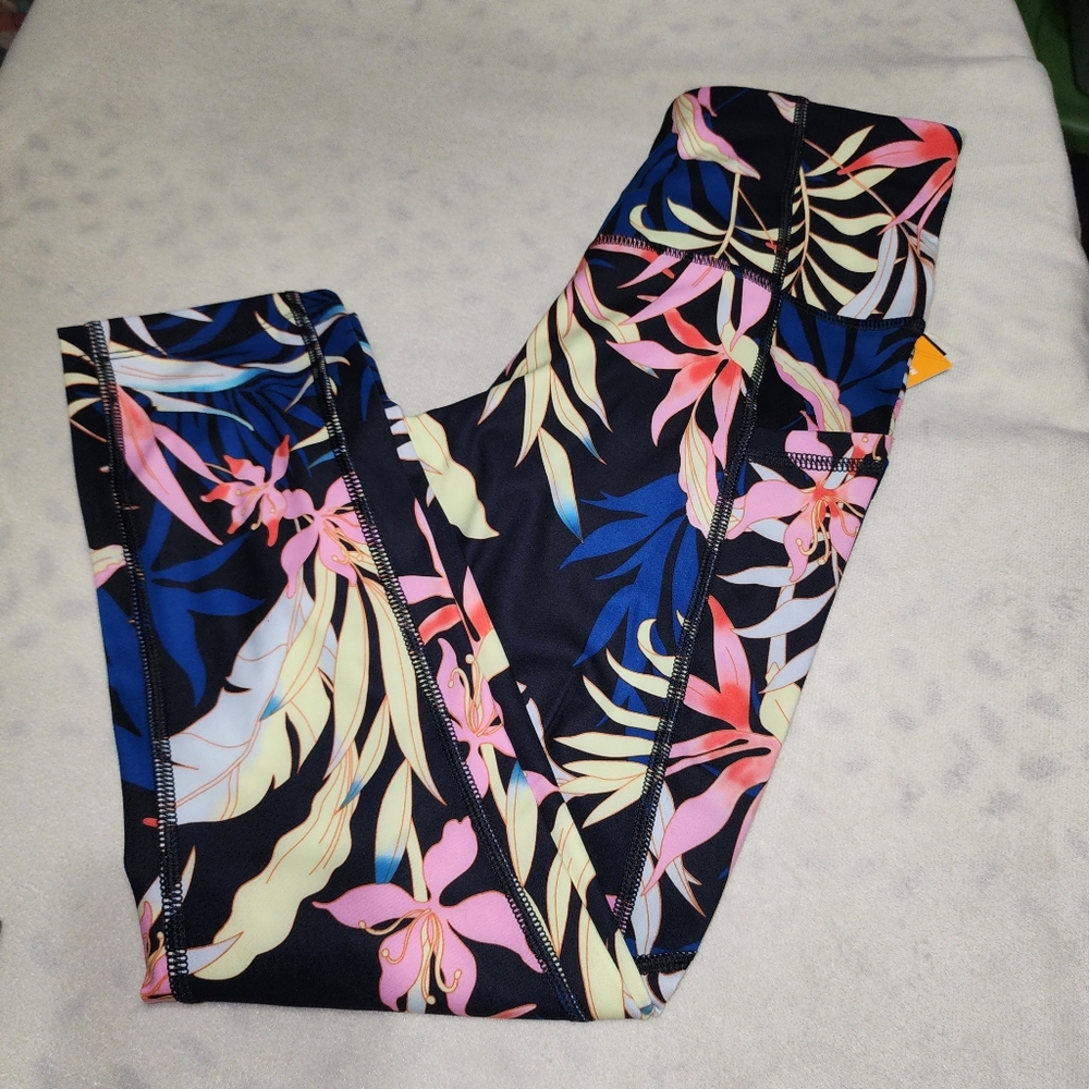 NEW Avia Pull on Active Women Capri,Leggings pants Size XSMALL 0-2 - Picture 8 of 10